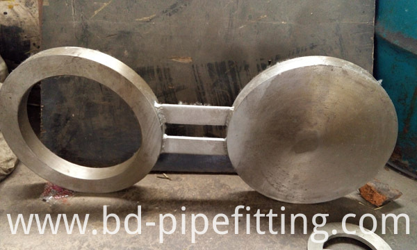 Figure 8 Blind Figure 8 Blind